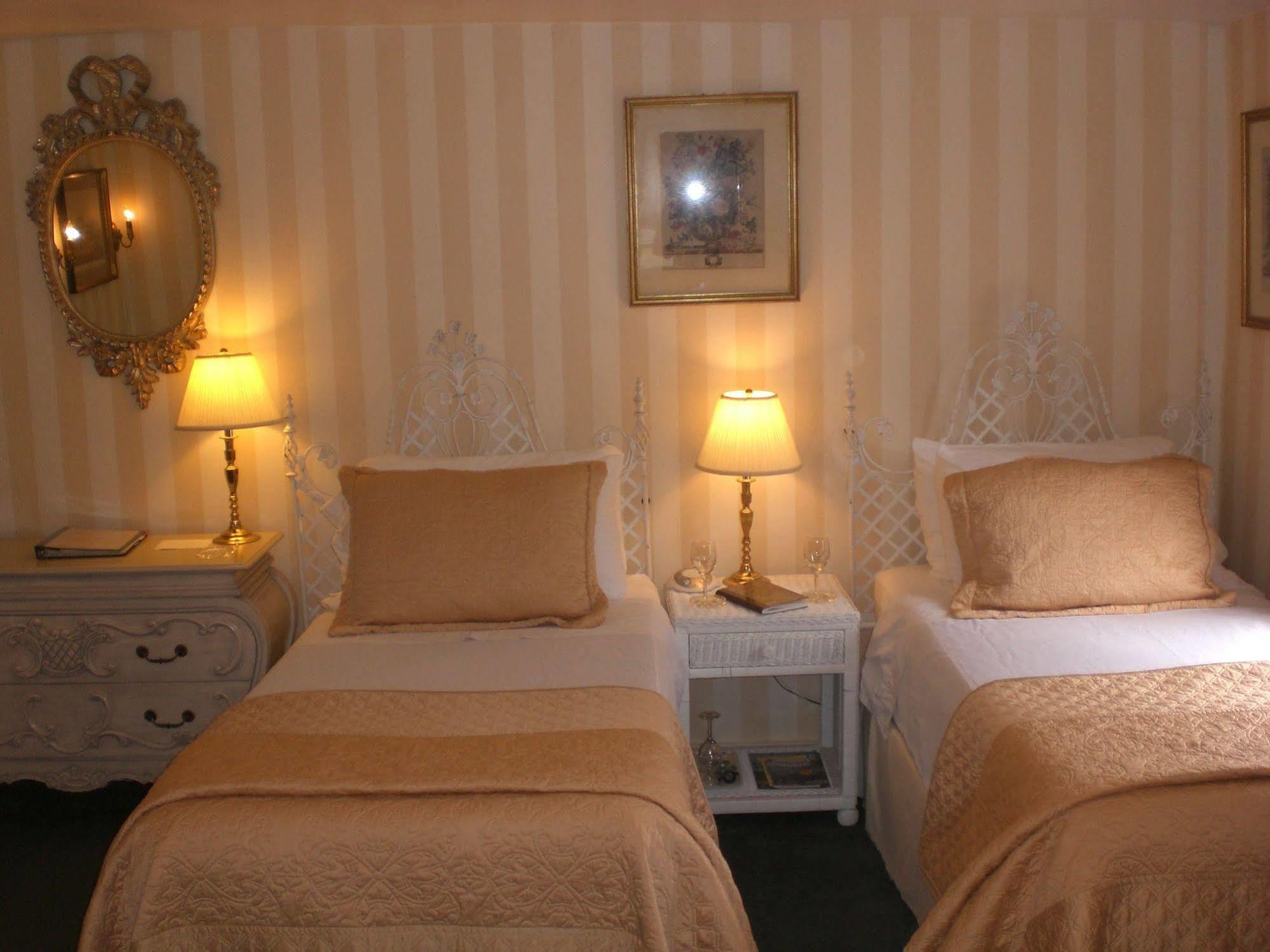 Samuel Durfee House Bed & Breakfast Newport Kulesi Oda fotoğraf