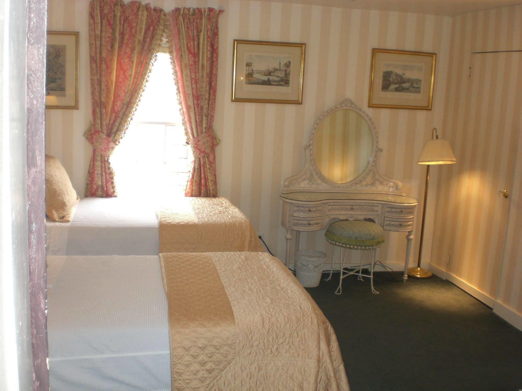 Samuel Durfee House Bed & Breakfast Newport Kulesi Oda fotoğraf